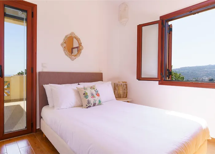 Villa Seaview The Infinite With Private Pool, Bbq & Ping Pong, 1,5km From