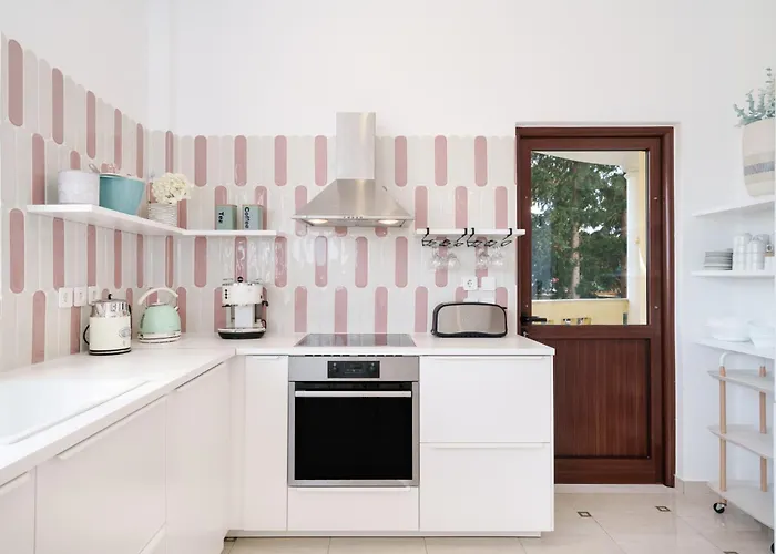 Seaview The Infinite With Private Pool, Bbq & Ping Pong, 1,5km From * Rethymno (Crete)