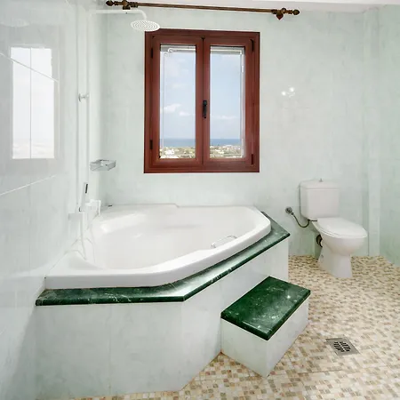 Seaview The Infinite With Private Pool, Bbq & Ping Pong, 1,5km From Villa