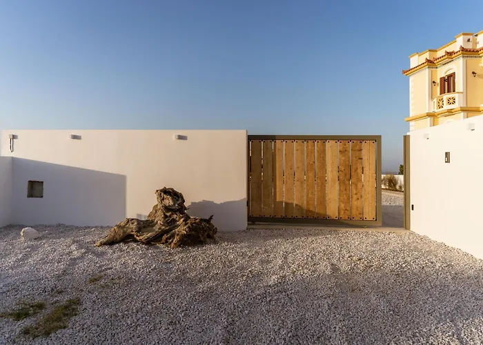 Villa Seaview The Infinite With Private Pool, Bbq & Ping Pong, 1,5km From Rethymno (Crete)