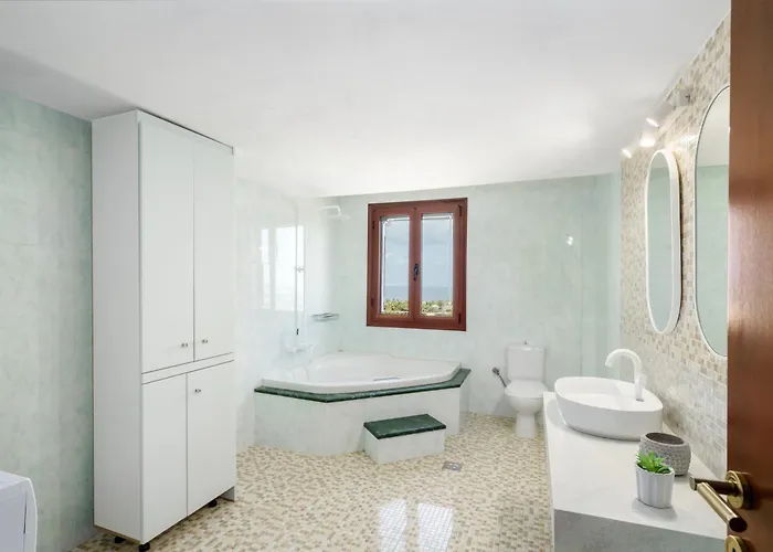 Villa Seaview The Infinite With Private Pool, Bbq & Ping Pong, 1,5km From Rethymno